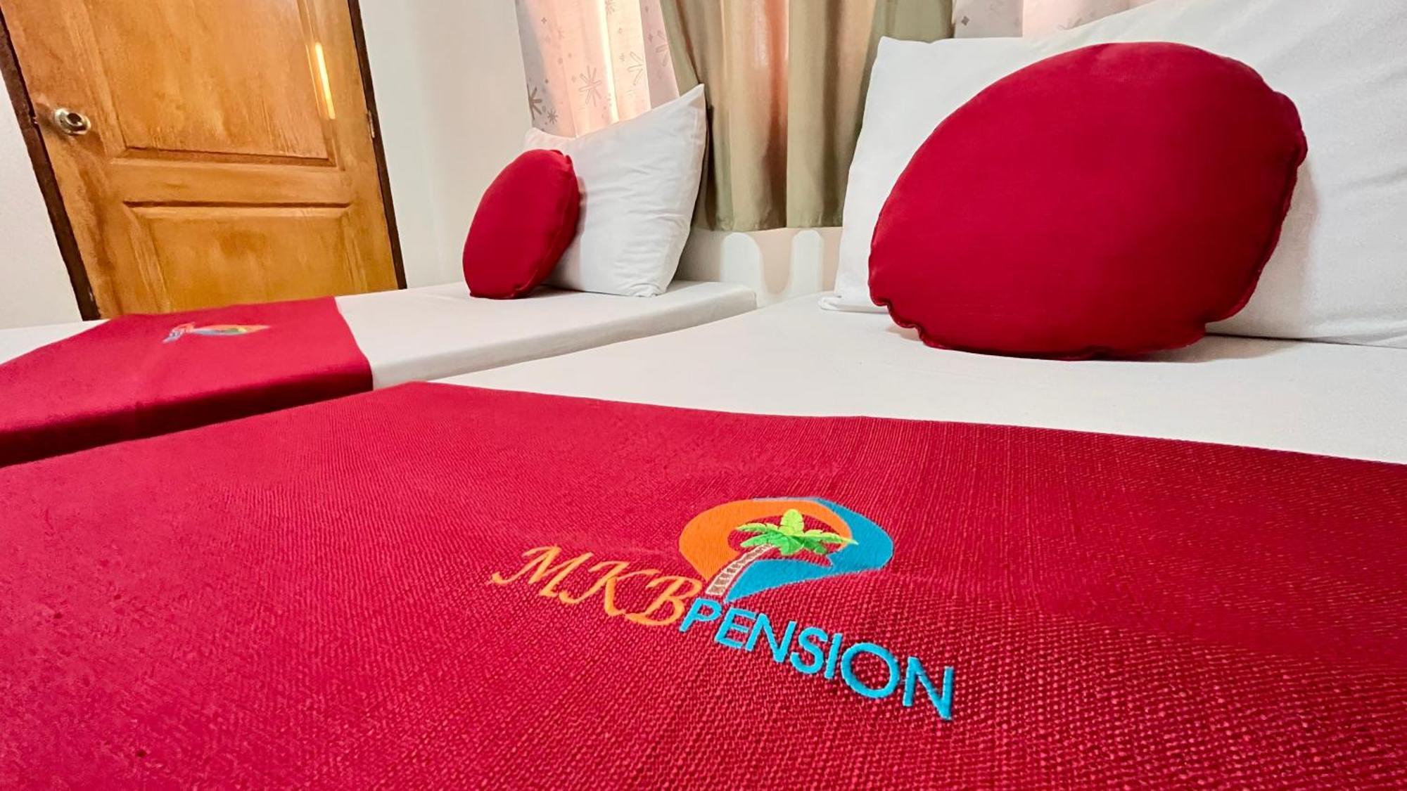 Mkb Pension Coron Esterno foto