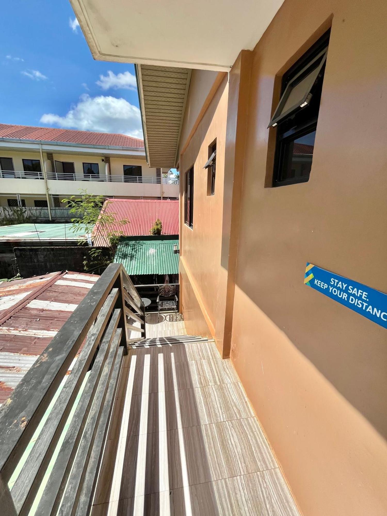 Mkb Pension Coron Esterno foto